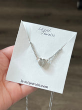 Load image into Gallery viewer, MAGNETIC HEART NECKLACE
